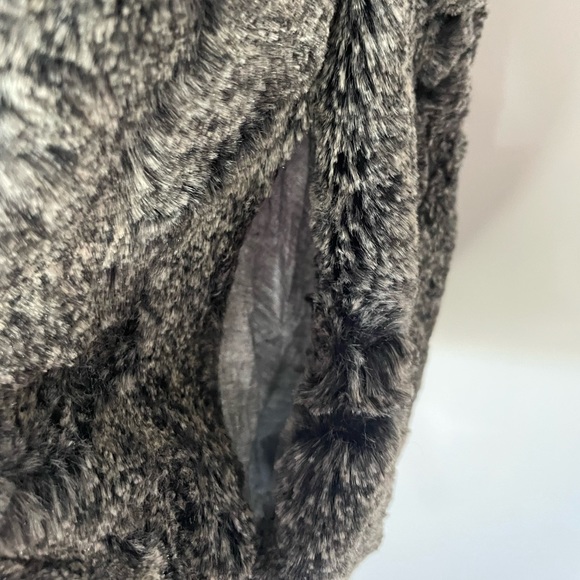 Burning Torch faux fur open front sleeveless jacket vest large - Picture 6 of 10